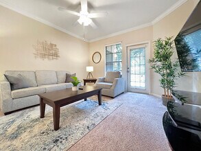 2021 N Lemans Blvd in Tampa, FL - Building Photo - Building Photo