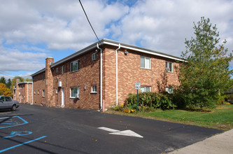 Arbordale Apartments in Ann Arbor, MI - Building Photo - Building Photo