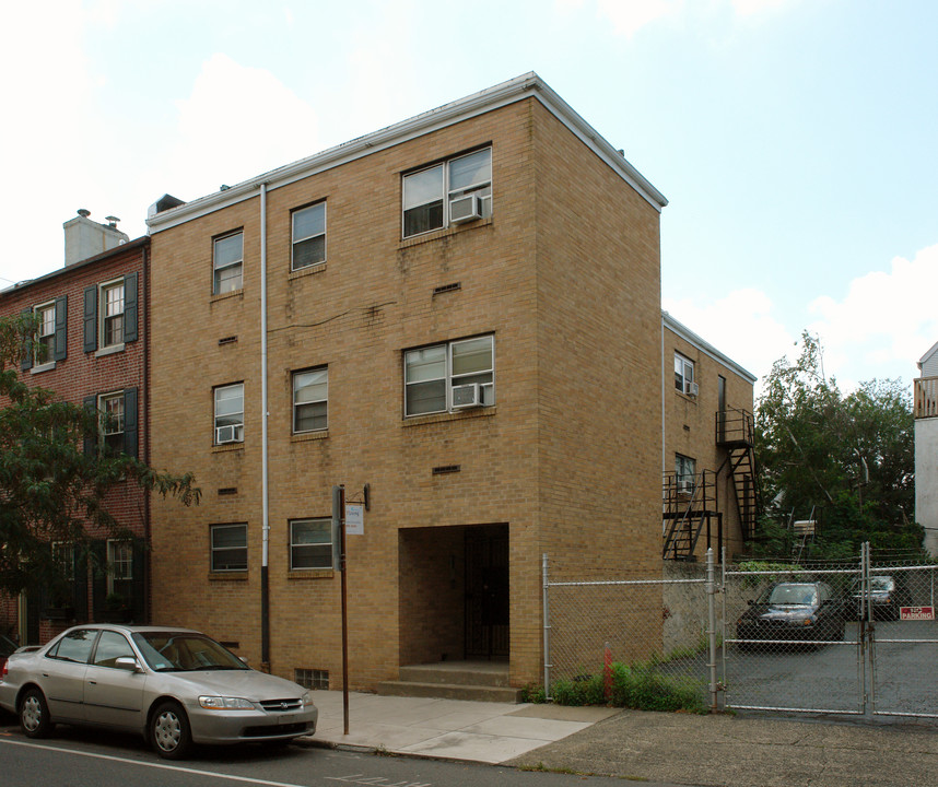 2004-2006 Lombard St in Philadelphia, PA - Building Photo