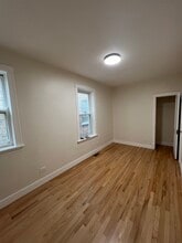 4434 S California Ave, Unit 1 in Chicago, IL - Building Photo - Building Photo