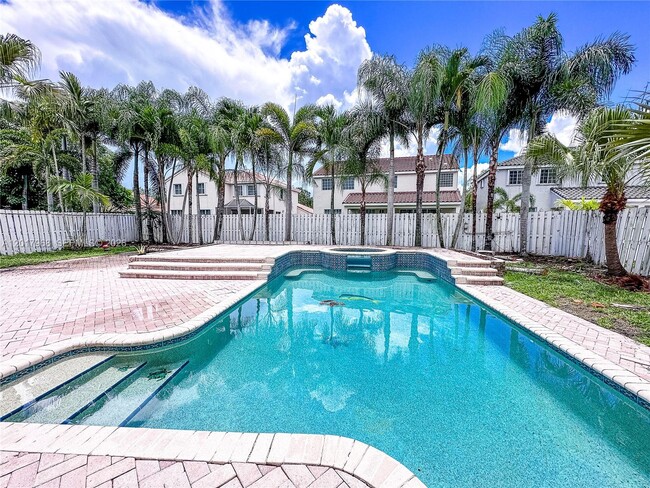 property at 1118 Hickory Way