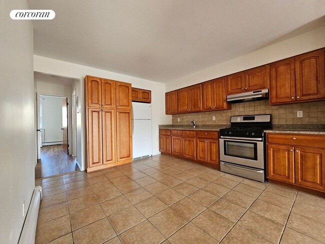 1361 66th St in Brooklyn, NY - Building Photo - Building Photo