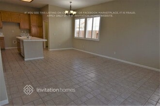 1070 Steele Way in Galt, CA - Building Photo - Building Photo