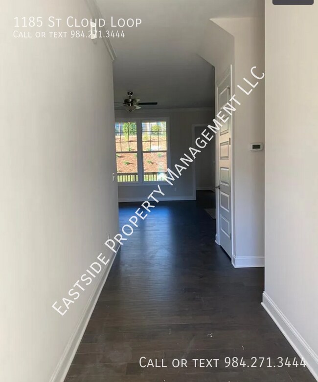 1185 St Cloud Loop in Apex, NC - Building Photo - Building Photo
