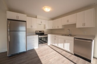 903 Park Ave in Nanaimo, BC - Building Photo - Building Photo