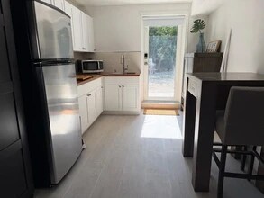 14 Sunset Rd, Unit Downstairs Studio in Key Largo, FL - Foto de edificio - Building Photo