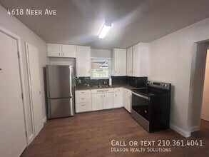 4618 Neer Ave in San Antonio, TX - Building Photo - Building Photo