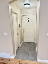 10369 S 2840 W in South Jordan, UT - Foto de edificio - Building Photo