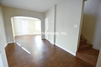 508 Broad St in Pen Argyl, PA - Foto de edificio - Building Photo