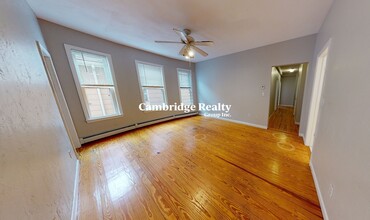 9 Beacon St, Unit 2T in Somerville, MA - Foto de edificio - Building Photo