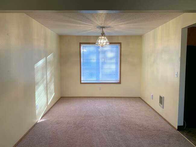 15313 NE 50th St in Vancouver, WA - Building Photo - Building Photo