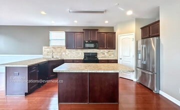 5057 Falling Water Rd in Nolensville, TN - Foto de edificio - Building Photo