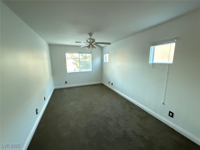 2120 Royal Antilles Ct in North Las Vegas, NV - Building Photo - Building Photo