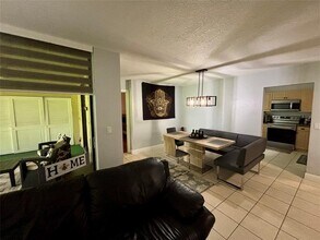2520 NW 49th Terrace in Coconut Creek, FL - Building Photo - Building Photo