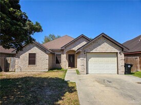 29 Largo St in Weslaco, TX - Building Photo