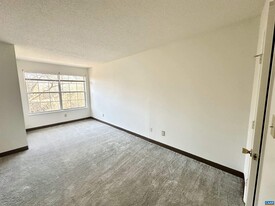 1220 Smith St in Charlottesville, VA - Building Photo