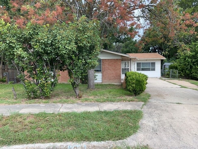 property at 1411 Camilla Rd