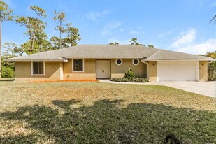 15731 85th Rd N in Westlake, FL - Building Photo
