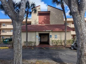 3399 Foxcroft Rd in Miramar, FL - Building Photo