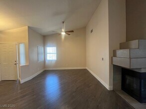 3352 Kylemore St in Las Vegas, NV - Building Photo - Building Photo