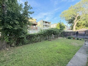 69 Raymond Ave, Unit 1R in Somerville, MA - Building Photo - Building Photo