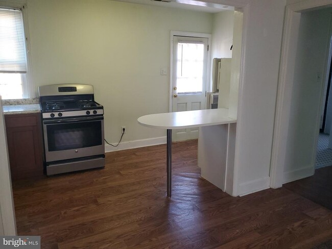 property at 5 Winston Ave