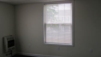 512 Pine St, Unit Apt. 8