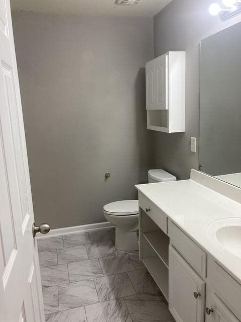 2010 Mina Ln Dr NE in Buford, GA - Building Photo - Building Photo