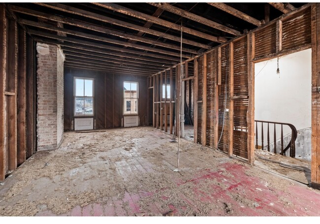 118 Van Horne St in Jersey City, NJ - Building Photo - Building Photo