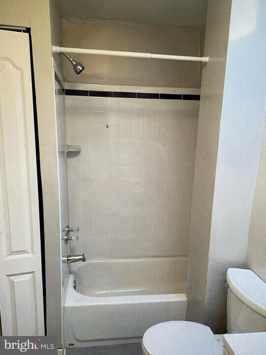 1820 N Woodyear St Photo