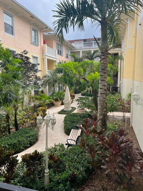 275 Murcia Dr in Jupiter, FL - Foto de edificio - Building Photo