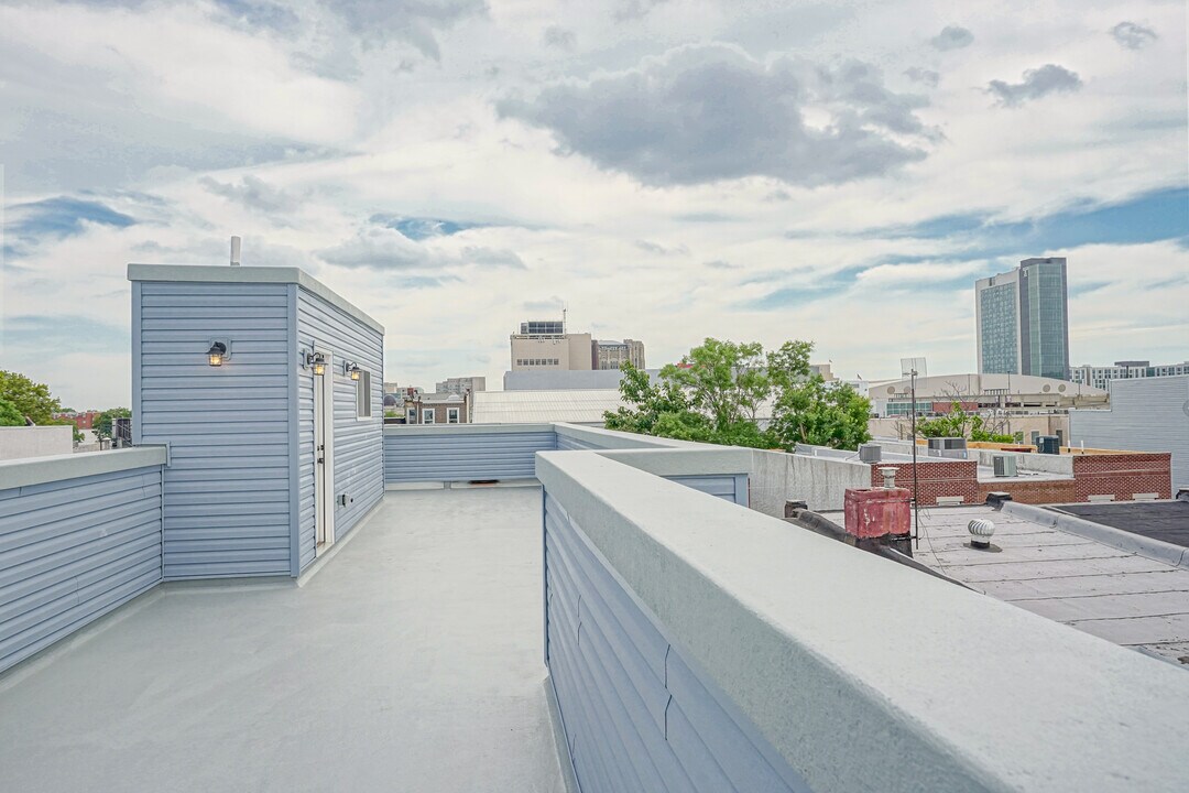 1940 N 18th St in Philadelphia, PA - Building Photo