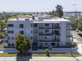 Olympic Apartments in Los Angeles, CA - Building Photo