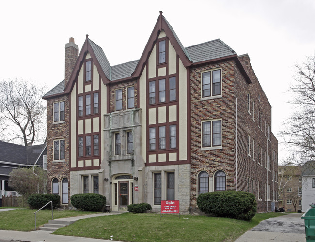 Marion Manor in Milwaukee, WI - Foto de edificio - Building Photo