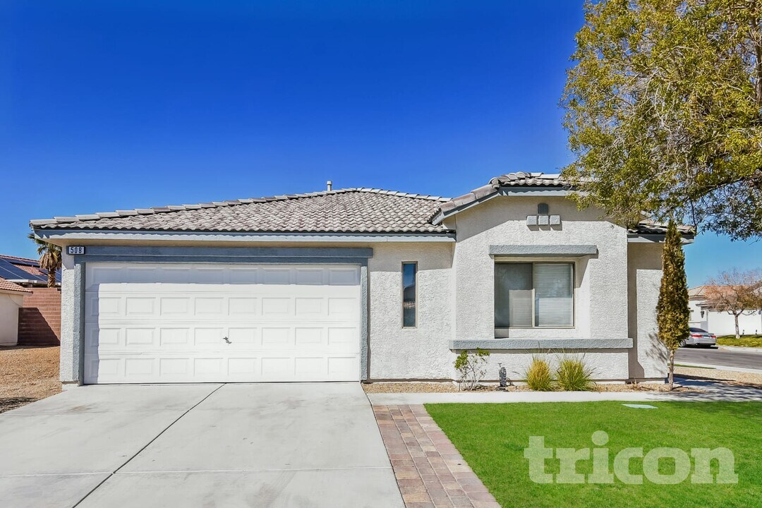508 Country Hill Dr in North Las Vegas, NV - Building Photo