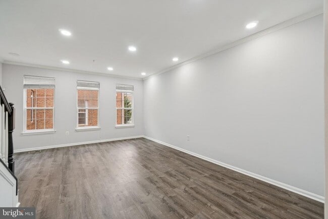 property at 5611 Hartfield Ave