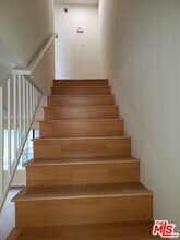 555 W Dryden St in Glendale, CA - Building Photo - Building Photo