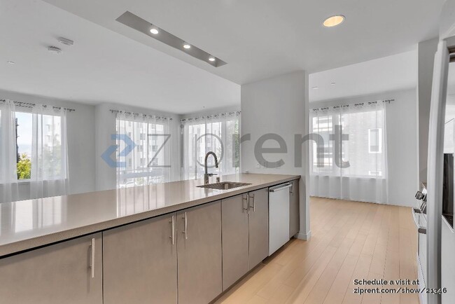 52 Innes Ct in San Francisco, CA - Building Photo - Building Photo