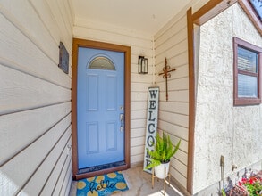 13035 Brook Garden Ln in San Antonio, TX - Foto de edificio - Building Photo
