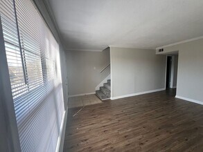 10286 W Winston Ave in Baton Rouge, LA - Building Photo - Building Photo