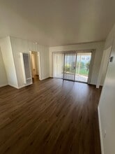 371 Eva St in Ventura, CA - Building Photo - Building Photo