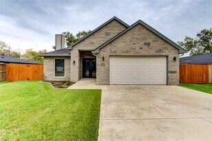 1513 Sherl St in League City, TX - Building Photo