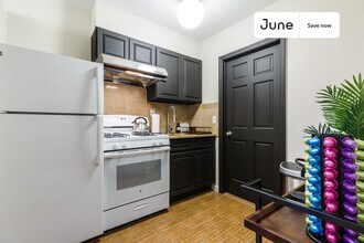 7 Eldridge St in New York, NY - Building Photo - Building Photo