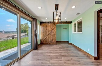 14787 Caminito Orense Oeste in San Diego, CA - Building Photo - Building Photo