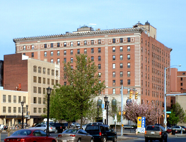 Kimball Towers in Springfield, MA - Building Photo - Building Photo