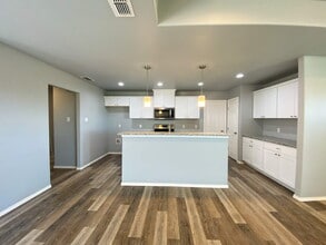 8526 11th St in Lubbock, TX - Building Photo - Building Photo