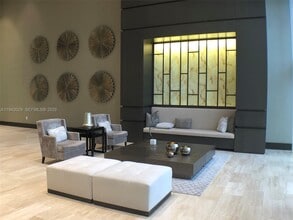 5252 NW 85th Ave in Doral, FL - Building Photo - Building Photo