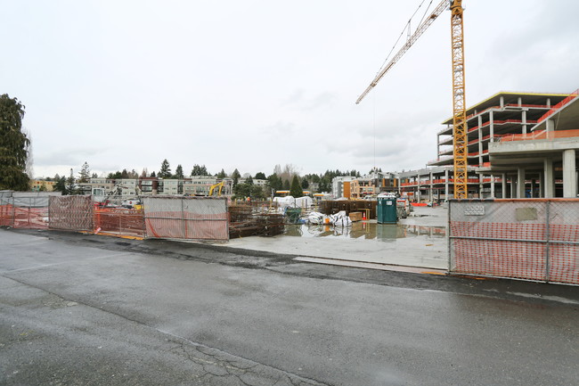 U Apartments in Kirkland, WA - Building Photo - Building Photo