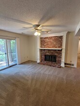 100 Grn Mdws Rd in Columbia, MO - Building Photo - Building Photo