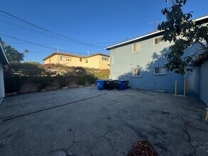 11729 W Washington Blvd, Unit D in Los Angeles, CA - Building Photo - Building Photo